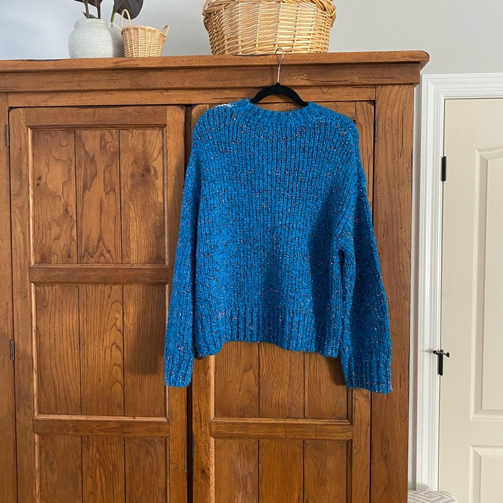 Colorblock Crew Neck Sweater - Picture 7 of 7